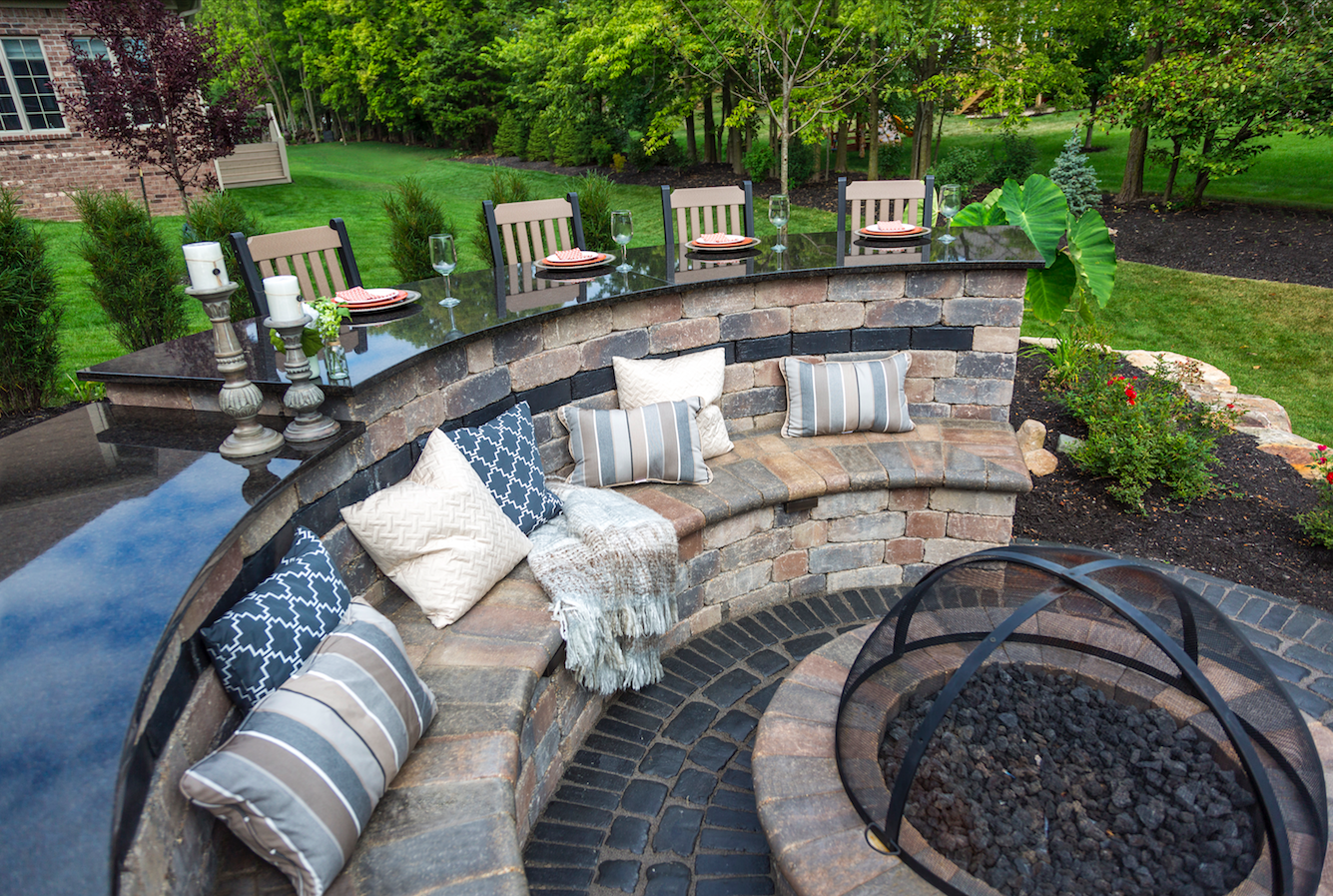 Curved fire top pit bench cushions